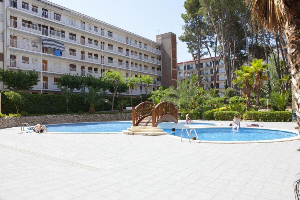 Apartamentos Ibersol Arquus Salou Exterior foto