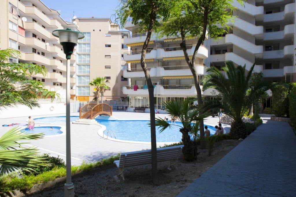 Apartamentos Ibersol Arquus Salou Exterior foto